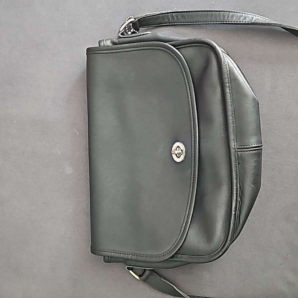 Vintage Coach City Bag Crossbody Glovetanned Leather Handbag
